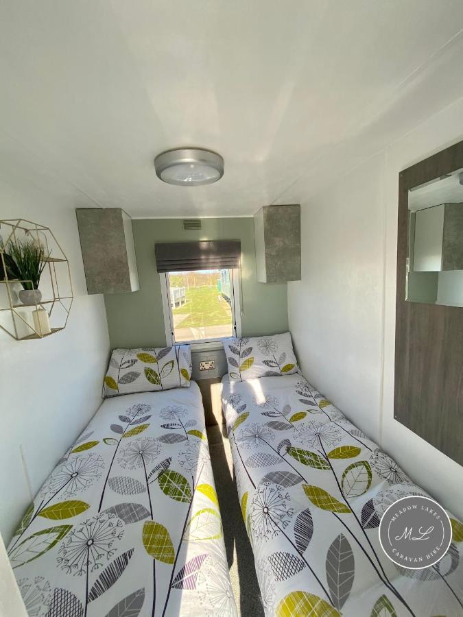 Meadow Lakes 22 - Golden Palm, Pet Friendly, Wifi, Bed Linen - Meadow Lakes Caravan & Lodge Hire Skegness Exteriér fotografie