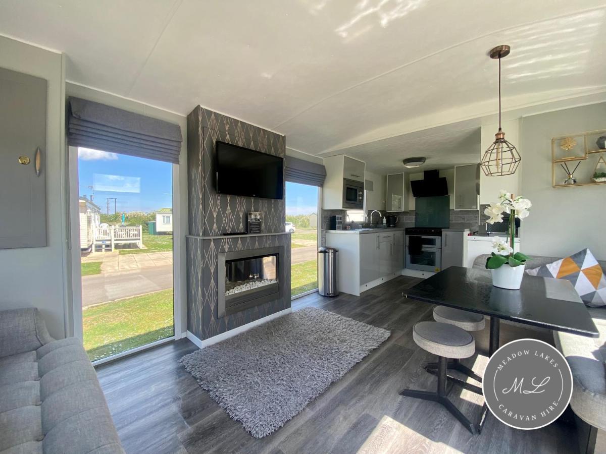 Meadow Lakes 22 - Golden Palm, Pet Friendly, Wifi, Bed Linen - Meadow Lakes Caravan & Lodge Hire Skegness Exteriér fotografie